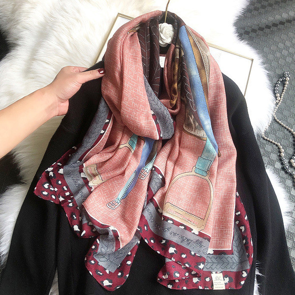 Casual svileni ženski šal