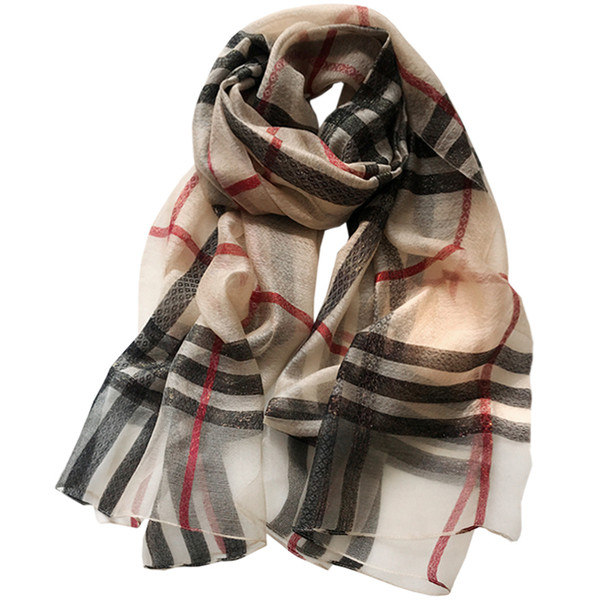 Tanki svileni ženski šal u više boja pogodan za jesen i ljeto