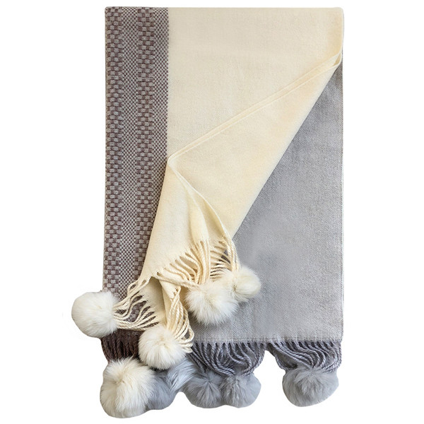 Svakodnevni ženski šal s perom