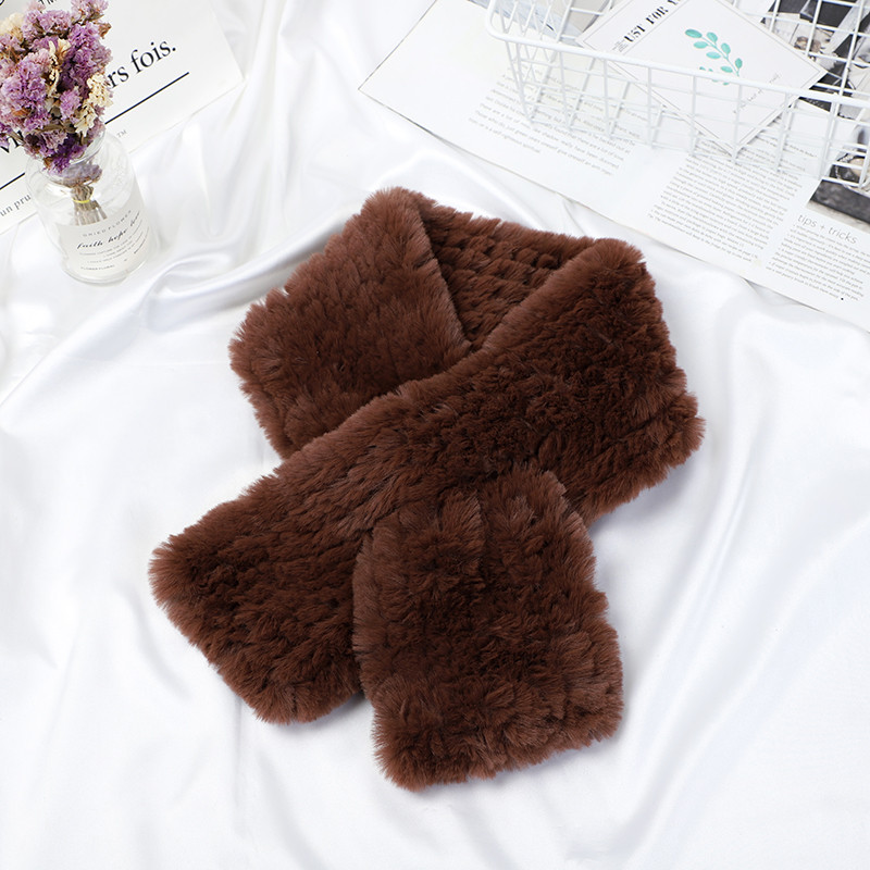 Dnevni pahuljasti ženski šal