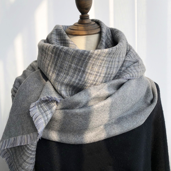 Karirani ženski dugi šal s resama