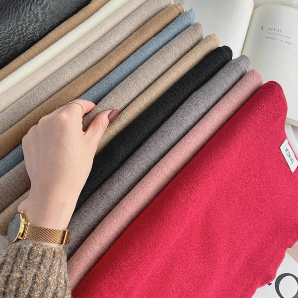 Vienspalvis stačiakampio formos moteriškas šalikas