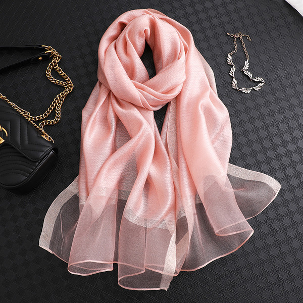 Vienspalvis moteriškas kasdieninis šalikas