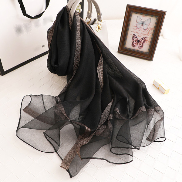 Vienspalvis moteriškas kasdieninis šalikas