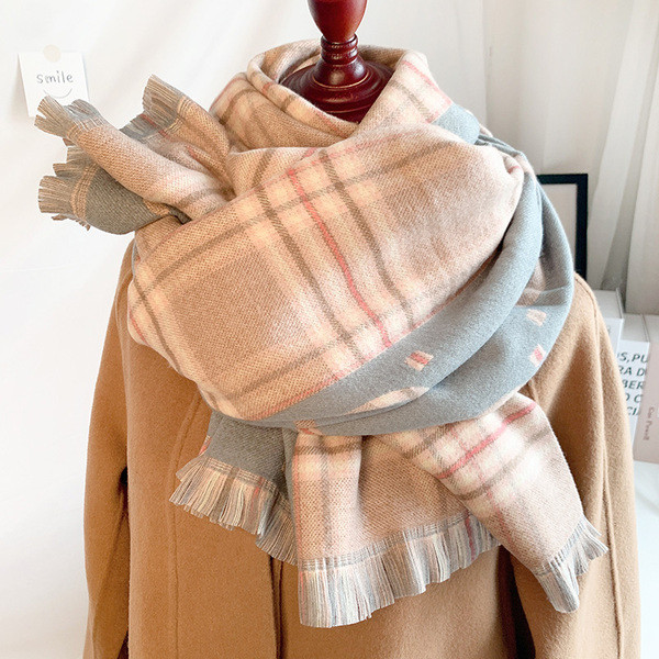 Novi model ženske zimske marame sa resama u dvije boje