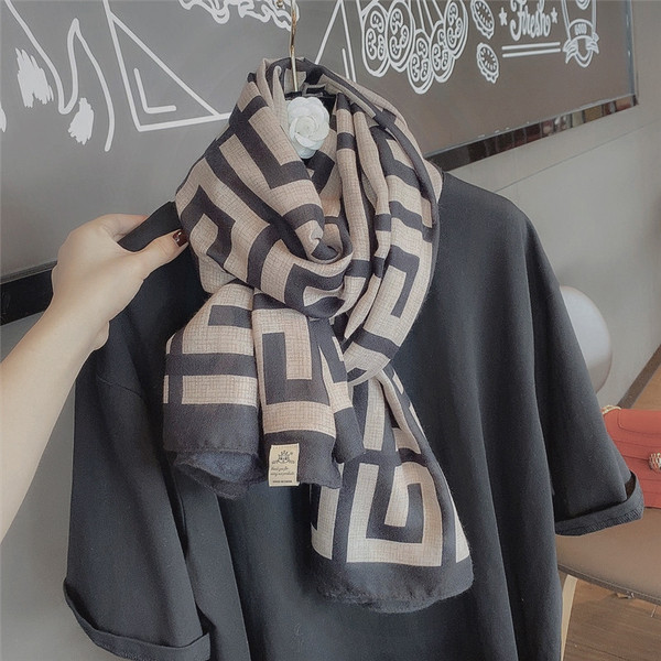 Laneni ženski topli šal