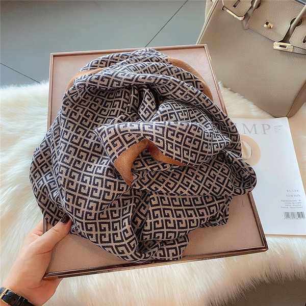 Ženski dugi pamučni šal