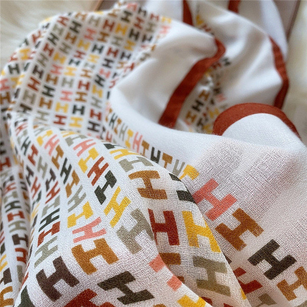 Ženski svileni šal za zimu