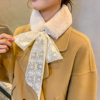 Ежедневен пухен дамски шал с сатенена панделка подходящ за зимата 