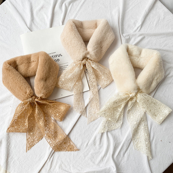 Ležerna ženska puhasta marama sa satenskom trakom pogodna za zimu