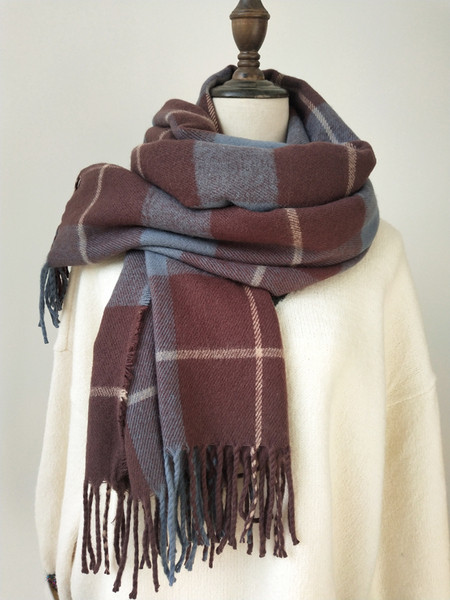 Ženski karirani šal pravokutnog oblika s resama