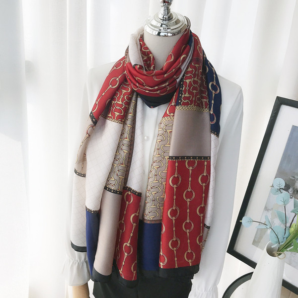 Jesenski ženski svileni šal