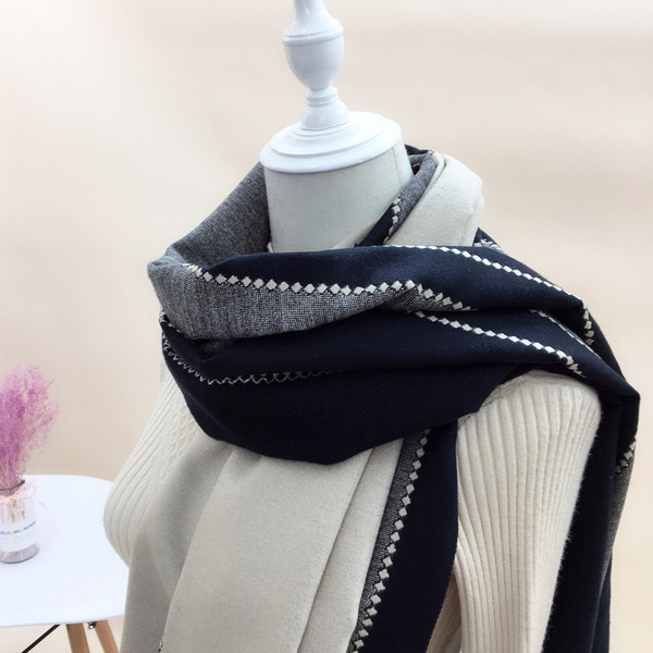 Ženski zimski topli šal