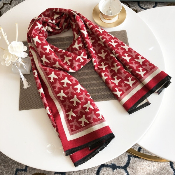 Dugi ženski mekani šal