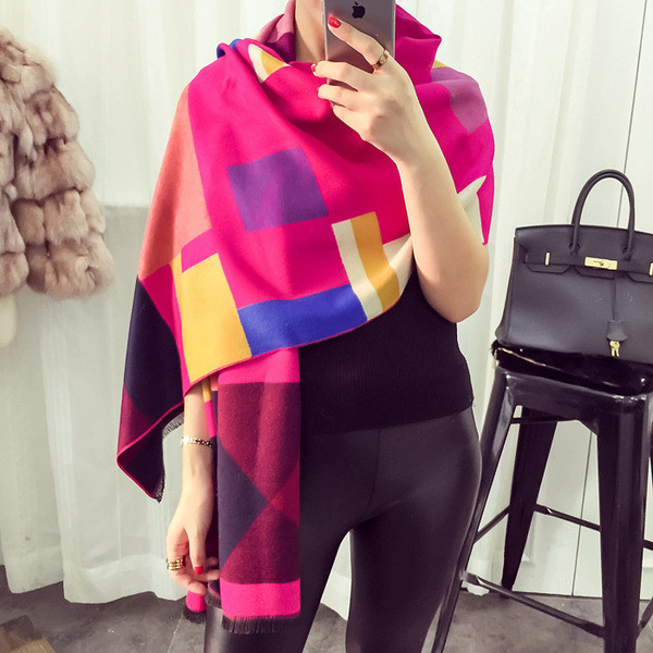 Šareni ženski zimski šal