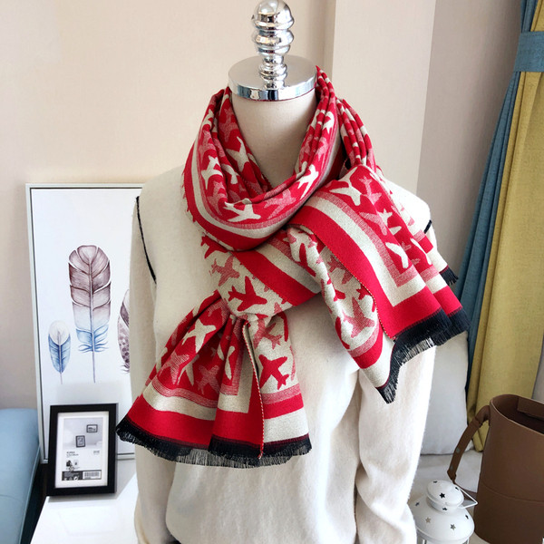 Novi model zimske ženske marame sa desnim ravnima