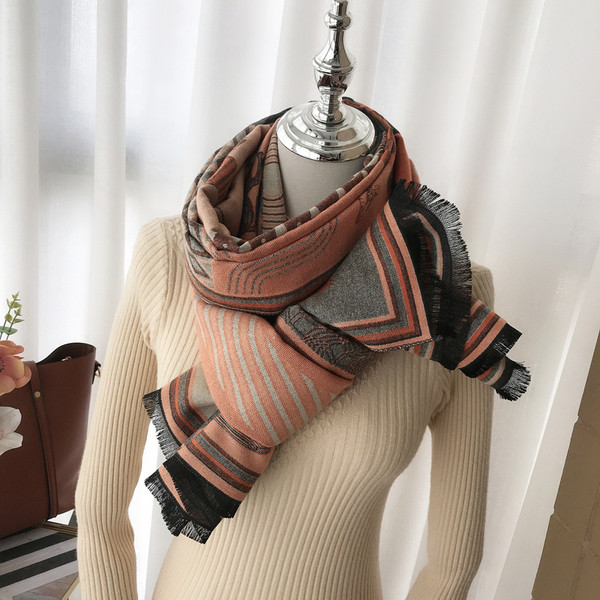 Ženski zimski šal sa zebrom