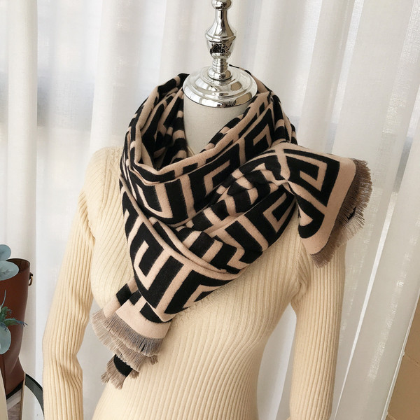 Ženski zimski šal od kašmira