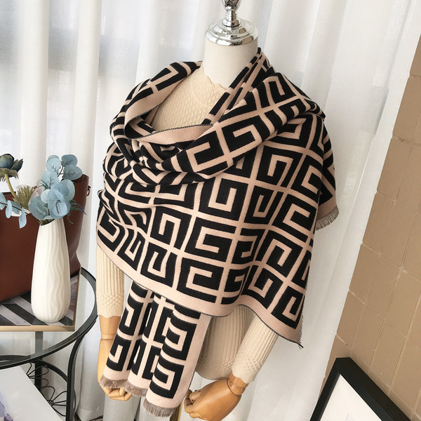 Ženski zimski šal od kašmira