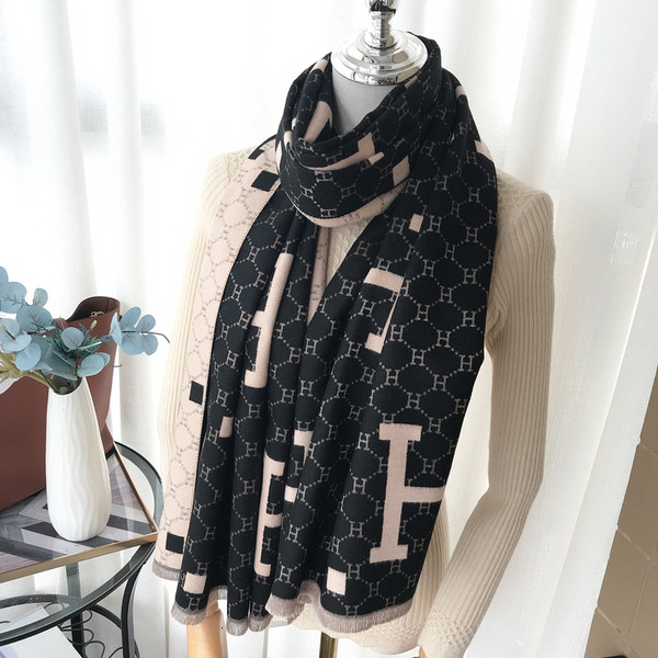 Dvostrani ženski zimski šal