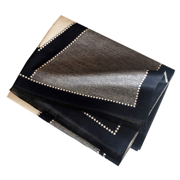 Új, téglalap alakú női sálmodell