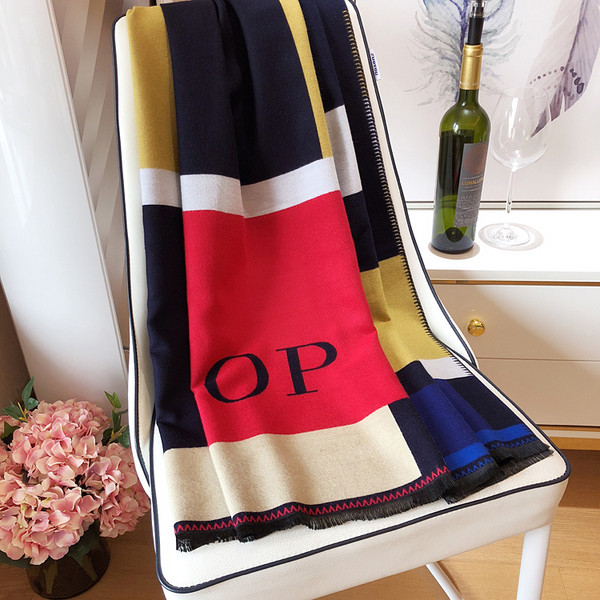 Nagy női sál télire, téglalap alakú