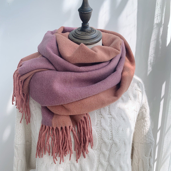 Alkalmi női sál télre, rojtokkal