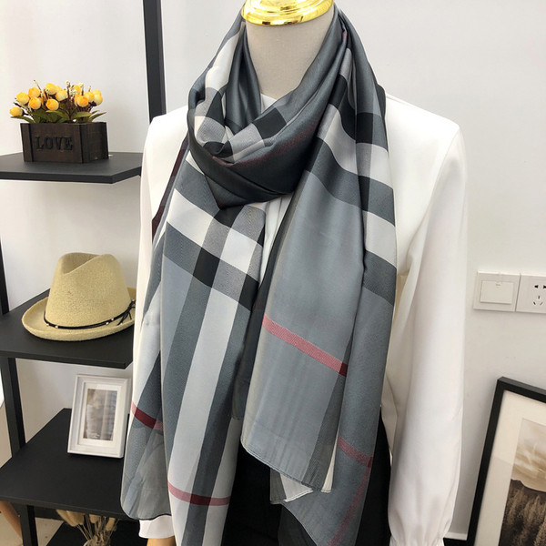 Elegantni ženski karirani šal od kašmira