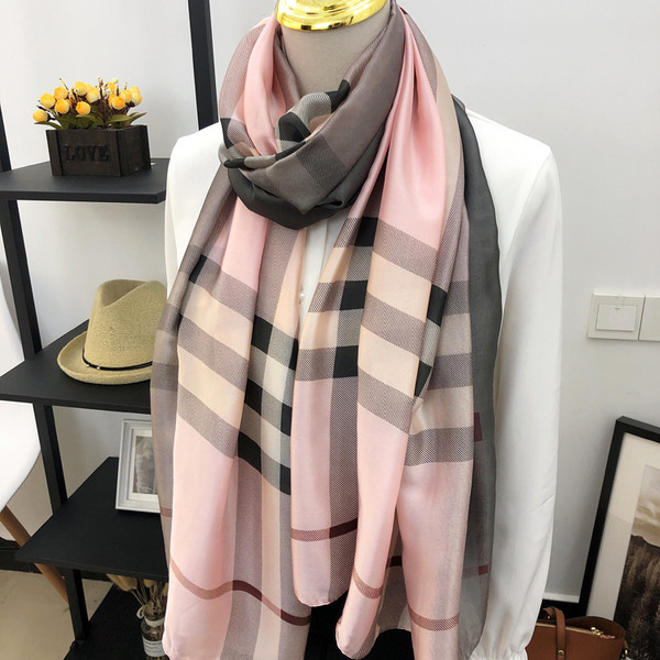 Elegantni ženski karirani šal od kašmira