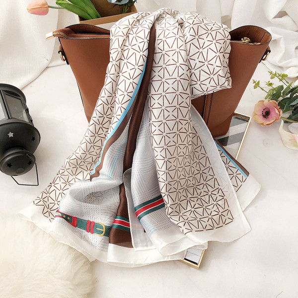 Színes női selyemsál - hosszú modell