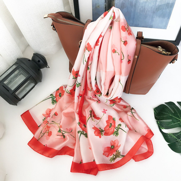 Alkalmi női sál virágmintával