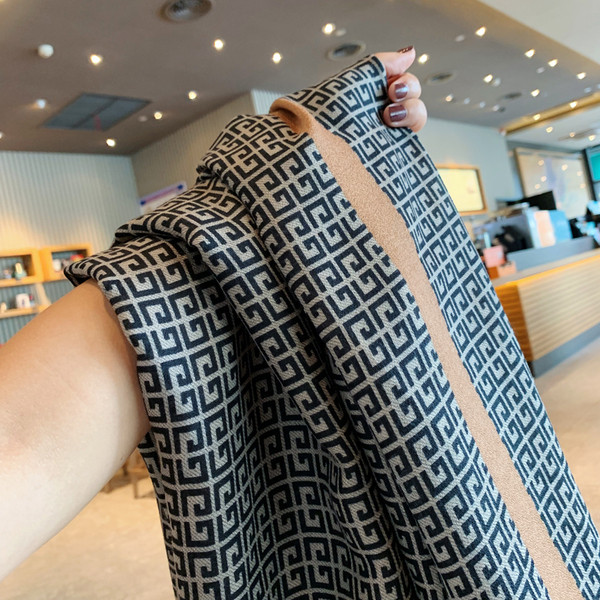 Hétköznapi női sál télre is - hossza 180 cm