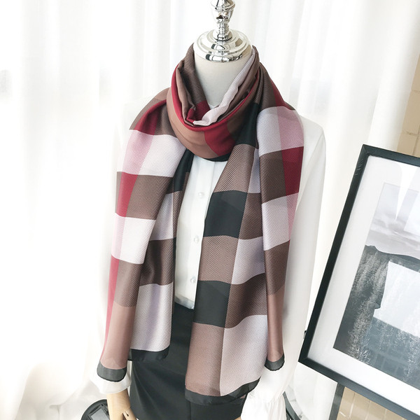 Kockás női sál - hosszú modell