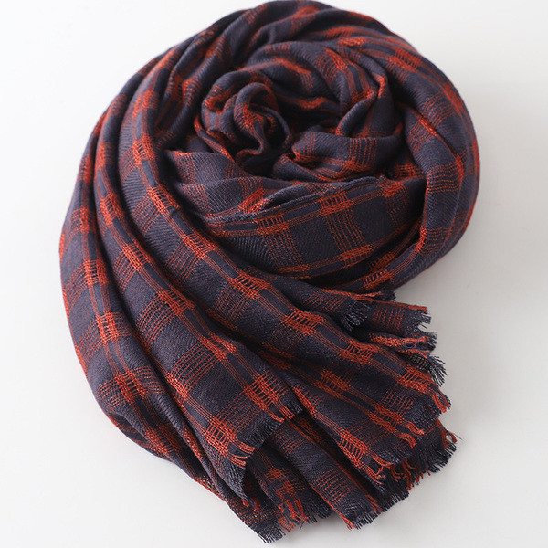 Alkalmi férfi kockás sál, rojtokkal, télre