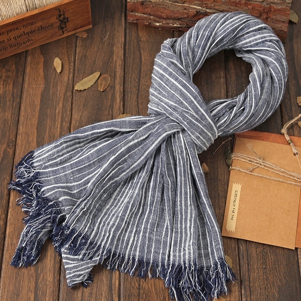 Férfi téli sál rojtokkal több színben