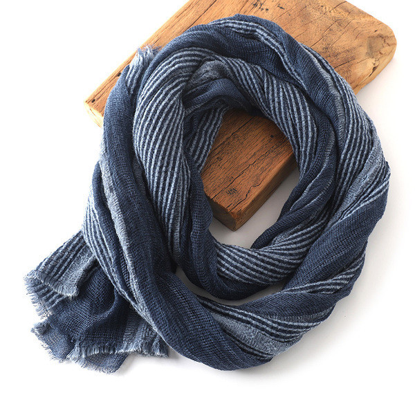 Őszre és télre alkalmas férfi téli sál