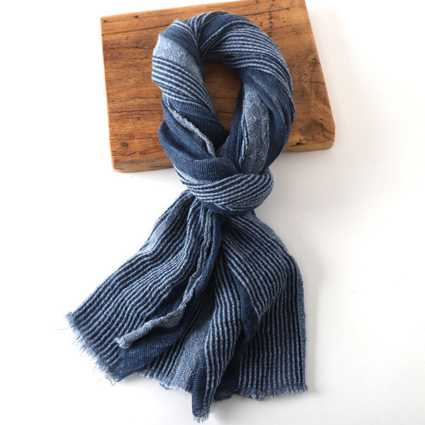 Őszre és télre alkalmas férfi téli sál