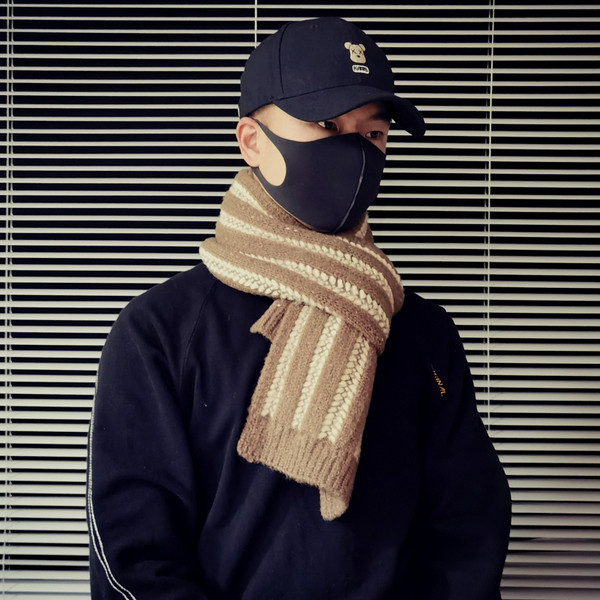 Férfi hétköznapi téli sál fekete, bézs és szürke színben