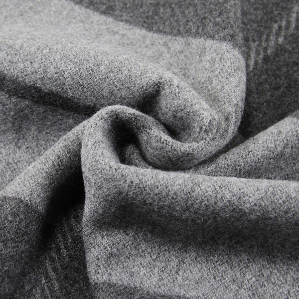 Kockás férfi meleg sál