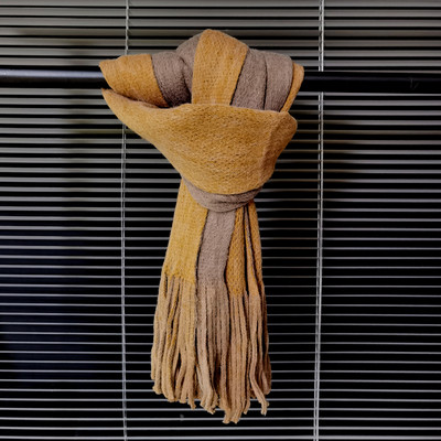 Καθημερινό ανδρικό κασκόλ με κρόσσια σε διάφορα χρώματα