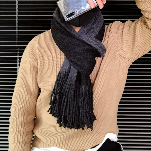 Lezser téli férfi sál rojtokkal több színben