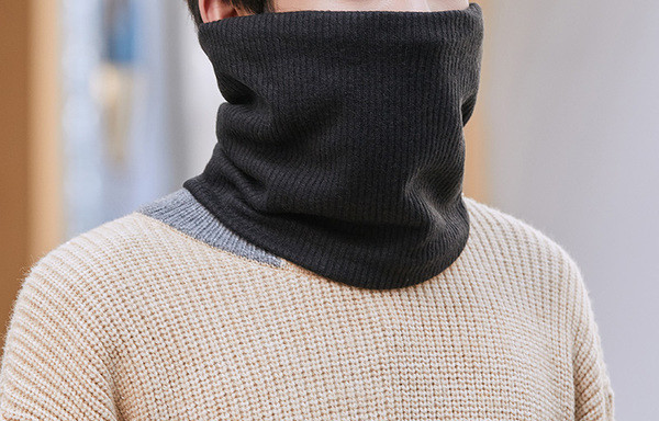 Aktuális férfi sál meleg béléssel - több színben