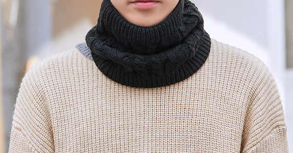 Új modell férfi kötött sál több színben