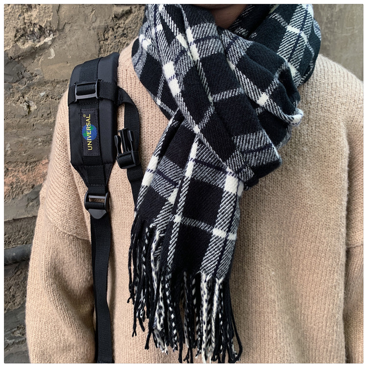 Modern téli meleg férfi sál, rojtokkal