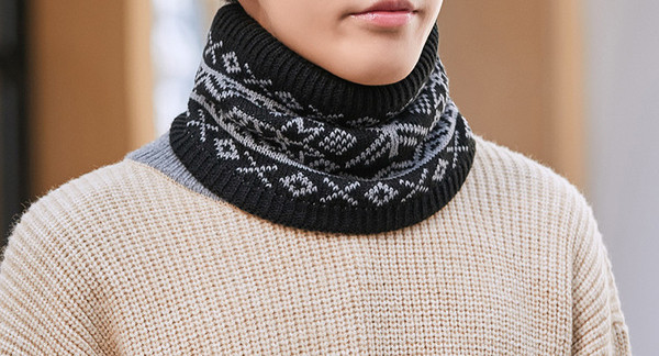 Aktuális férfi kötött sál meleg béléssel