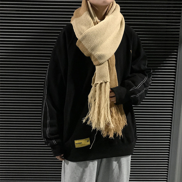 Téli alkalmi férfi sál rojtokkal, két színben