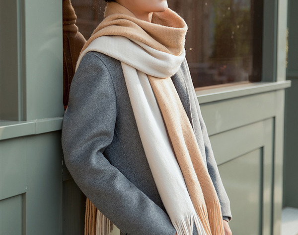 Dabartinis vyriškas šalikas su kutais