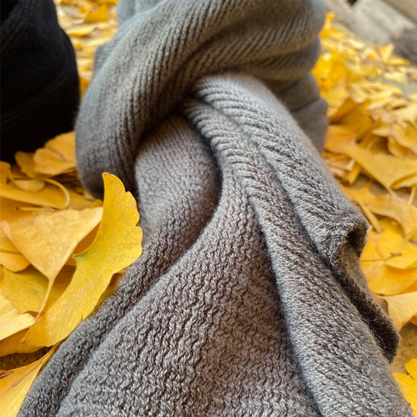 Alkalmi férfi téli sál fekete és szürke színben