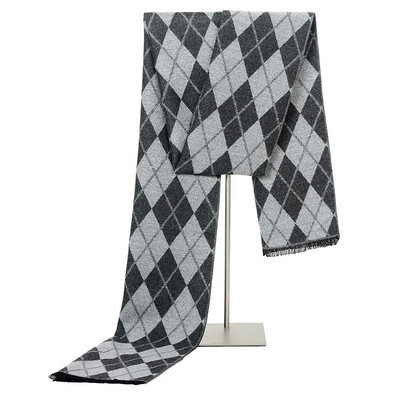 Férfi téli sál geometrikus formákkal