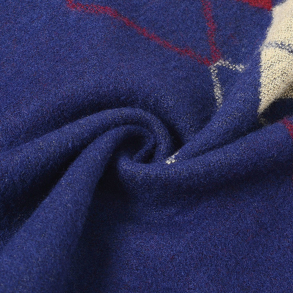 Alkalmi férfi sál geometrikus formákkal